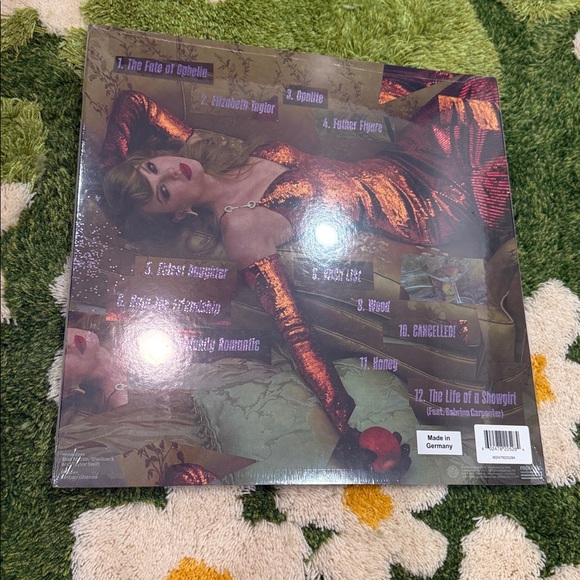 Shiny Bug Collection Violet Shimmer Marbled Vinyl Life of Showgirl Taylor Swift - Picture 2 of 9